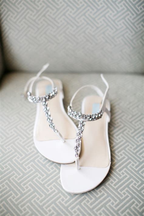Whether you are after bridal sneakers, a rocking pair of stilettos or comfortable ballet flats to dance the night. The Best Beach Wedding Ideas | weddingsonline.ae
