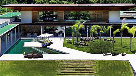 Maybe you would like to learn more about one of these? The spectacular house Neymar has bought in Mangaratiba