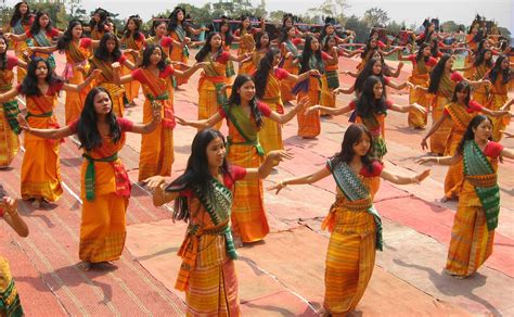 Find images of indian dance. India Women and girls dancing ceremony - Holiday and Travel Guide to India