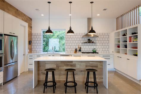 There are seemingly endless options available that will mirror the aesthetic in your space. Trending Now: 10 Ideas From Popular New Kitchens on Houzz ...