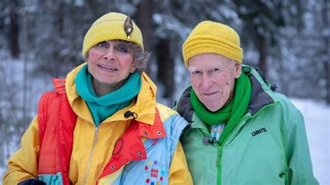 Når jeg er deppa, søker jeg opp olav thon og ser på bilder av lua hans. Olav Thon (95) skal gifte seg - Siste nytt - NRK