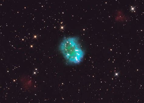 Nebulosa do Colar Uma bela joia no espaço Nebulosa Hubble Nebulosas