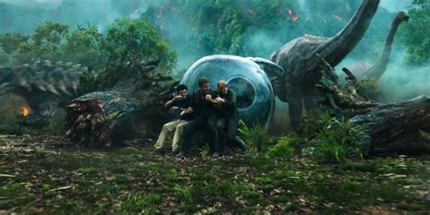 Jurassic World 2 Is About Getting Dinosaurs Off Isla Nublar