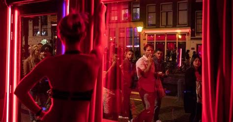 Red Light Districts From Around The World In Photos