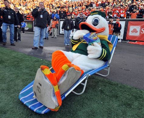 15 Reasons Why The University Of Oregon Duck Is The Best Mascot Around