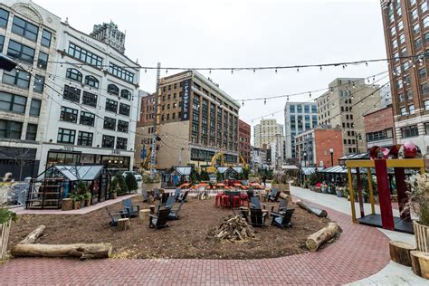 Downtown Detroit Markets Pop Up For The Holidays Curbed Detroit
