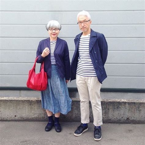 結婚37年也要天天穿情侶裝!日本最可愛IG銀色夫妻檔 | GQ瀟灑男人網 | Matching couple outfits, Couple outfits, Japanese couple