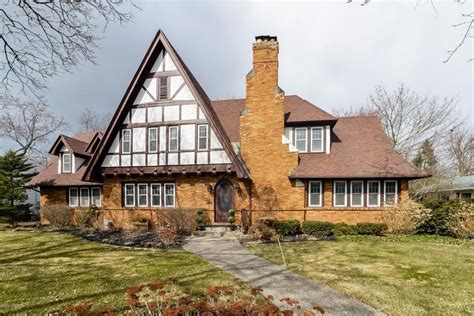 Cheslek, chuck, age 96, of grand rapids, mi went to be with his lord and savior on august 23, 2021. Pin by Heather Hlh on Dream Homes | East grand rapids ...