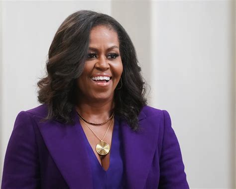 Michelle Obama To Release A New Memoir The Light We Carry Popsugar