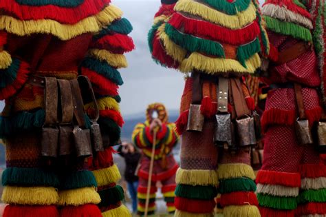 Os caretos de podence em trás os montes, na aldeia de podence o carnaval é celebrado de maneira muito especial. Caretos de Podence são tradição única e a não perder