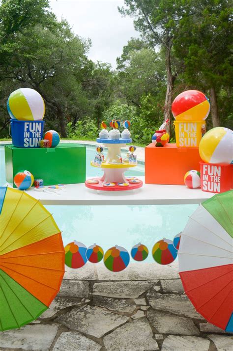 12 Easy Summer Pool Party Ideas on Love the Day