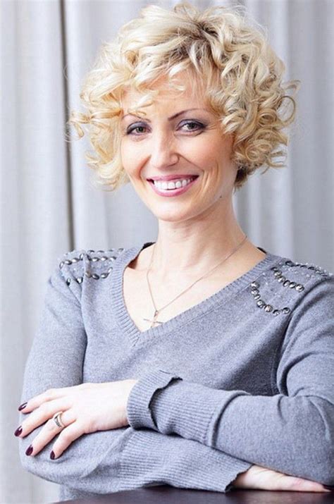 Cute Hairstyles For Women Over 60 Short Curly Hairstyles For Women