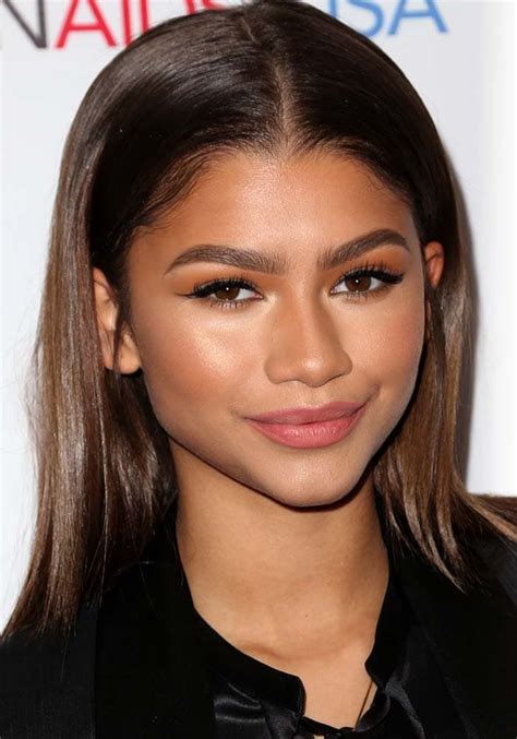 Born september 1, 1996) is an american actress, singer and producer. Zendaya Stands Up for AIDS Awareness in Louboutin Pumps