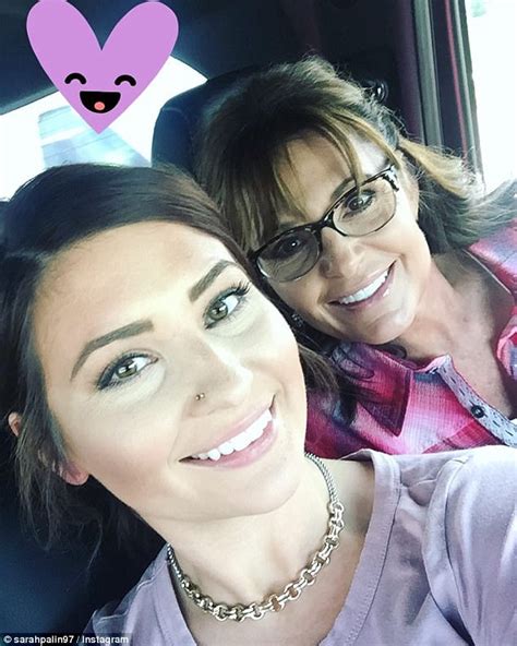 Sarah Palin Joins Instagram For The First Time Daily Mail Online