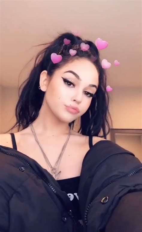 hottie 💓 shared by 🖤 𝐸𝓂𝒾𝓁𝓎 🖤 on we heart it in 2022 maggie lindemann cute makeup aesthetic girl