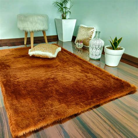 These accessories can be easily laid out on your floor to impress any guest. Soft Shaggy Rugs - Fluffy Rug - Brown Premium Fur - Avioni ...