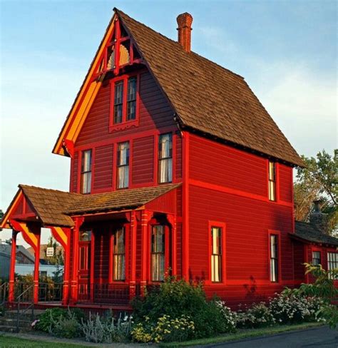 Old Red House Built 1880s This House Was Built In 1891 In Goldendale