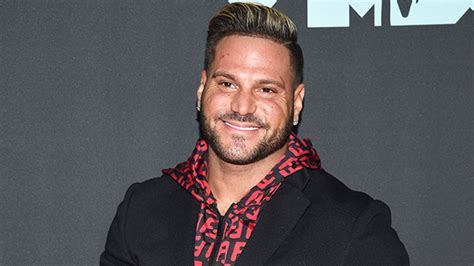 Who Is Saffire Matos Facts About Ronnie Ortiz Magros Gf Hollywood Life