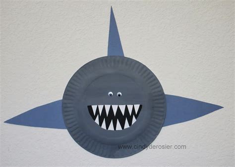 Cindy Derosier My Creative Life Paper Plate Sharks