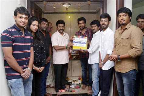 The fans and followers of vishnu vishal are simply awestruck and cannot stop gushing over the actor's picture. Vishnu Vishal Studioz Production No 3 Movie Pooja Photos ...
