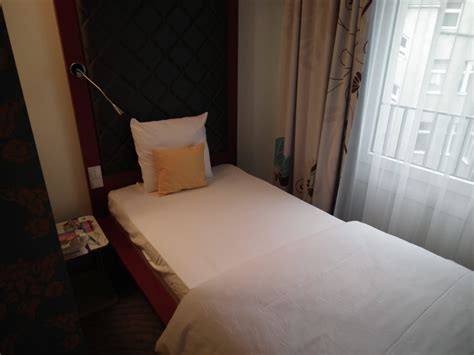 Preiswertes hotel, immer eine kluge wahl und offen für alltagsabenteurer. "Bett" ibis Styles Hotel Berlin Mitte (Berlin-Mitte ...