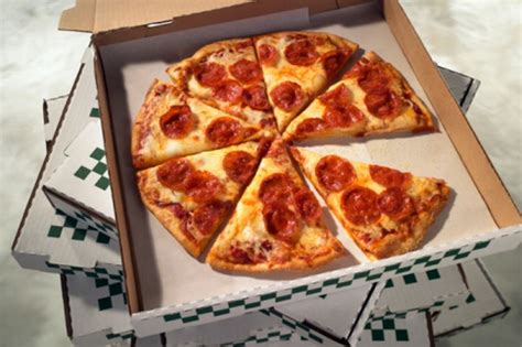 Luckiest Pizza Delivery Man Ever Gets Surprise Tip Of €1800 Irish