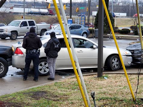 Nashville Police Officer Who Shot Man Has History Of Force And Praise