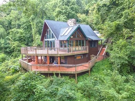 Log homes are among the most coveted real estate styles in western north carolina. LOCAL Asheville and Western North Carolina Real Estate ...