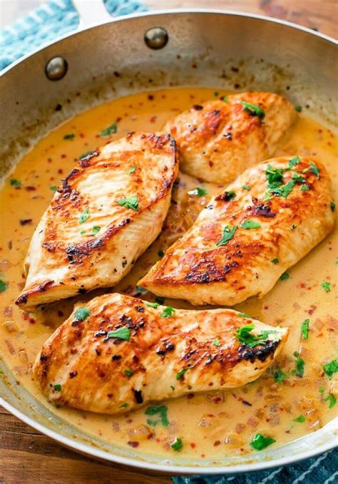 Learning to roast whole chickens will allow you to prepare meat for a large family or several meals at once. 50 Easy Dinner Recipes With Chicken Breast - DIY to Make