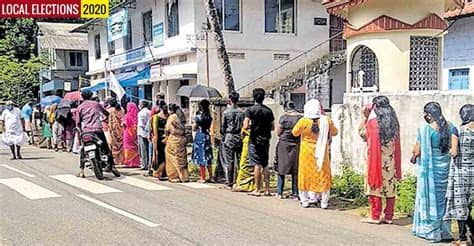 The counting of votes for kerala local body elections 2020 started at 8 am today. രാവിലെ മുതൽ ഉച്ചവരെ ആവേശം ചോരാതെ പോളിങ്- ചിത്രങ്ങ ...