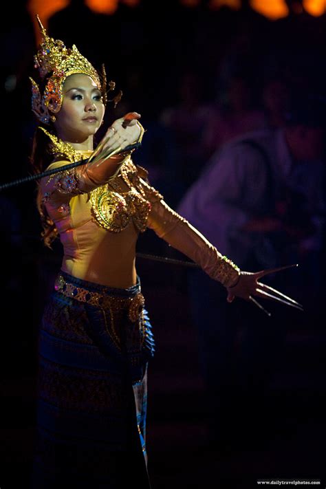 Traditional dances and ceremonies are the distinctive features of the emaswati culture. Traditional Thai Dance Poles - A unique traditional Thai ...
