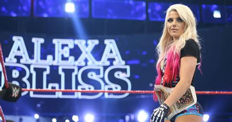Alexa Bliss Belts Country Music In The Car
