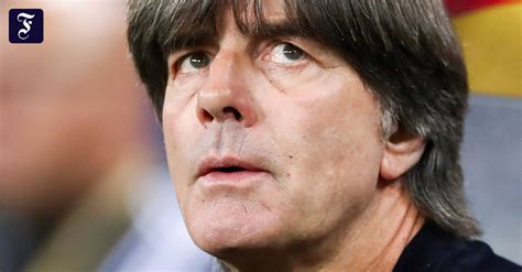 Löw fehlt die erforderliche bewegungsfreiheit bei der zusammenstellung des deutschen kaders. Bundestrainer Jogi Löw schockiert von Corona-Krise