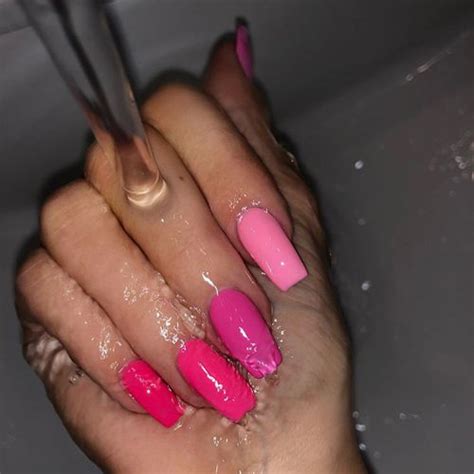 Check spelling or type a new query. Kylie Jenner's Nail Polish & Nail Art | Steal Her Style ...