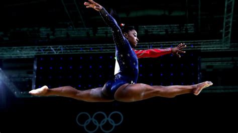 21 Mind Blowing S That Prove Simone Biles Is The Best Gymnast Of All