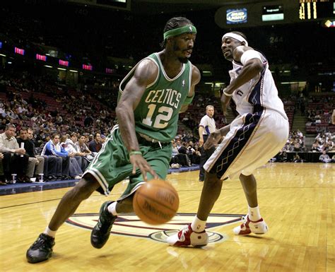 How boston celtics are adjusting to brooklyn nets' defense after game 1 of nba playoffs. Boston Celtics: Creating a team from 2000's role players