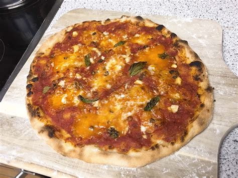 Neapolitan Pizza Margherita Recipe
