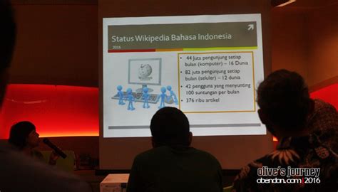 Buku panduan penerapan ekstrakurikuler wajib pendidikan kepramukaan yang selama ini masih penuh problematika dalam pelaksanaannya telah direviu dan siap disebarluaskan. Wikimedia Indonesia Luncurkan Buku Panduan Menyunting ...