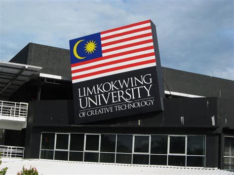 Biaya kuliah di limkokwing university malaysia limkokwing university merupakan perguruan tinggi di malaysia yang secara resmi diakui sebagai universitas dengan sistem pendidikan, pelatihan, teknik, dan vokasi global. Limkokwing University of Creative Technology