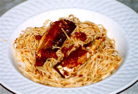 Taking a new niche for the beer drinking market. Montaño Sardines | Bucaio