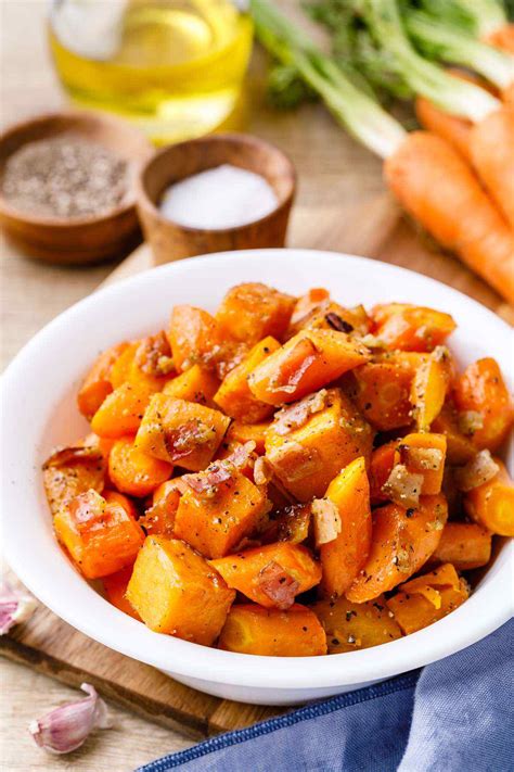 Healthy delicious syn free rosemary roasted potatoes, parsnips, carrots and onion the perfect addition to any main meal. Ridiculously Good Maple Roasted Carrots and Sweet Potatoes ...