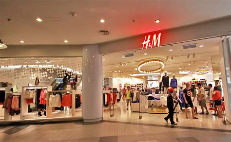 H & m hennes & mauritz ab continues its expansion in malaysia by opening a store at retail destination avenue k in kuala lumpur. Al Shaya Morocco porte son capital à plus de 500 millions ...