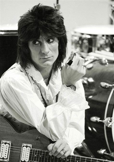 Please accept echovita's sincere condolences. Pin by Wendy Tombs nee Pollen on Ronnie Wood art | Ronnie wood art, Greatest rock bands, Rolling ...