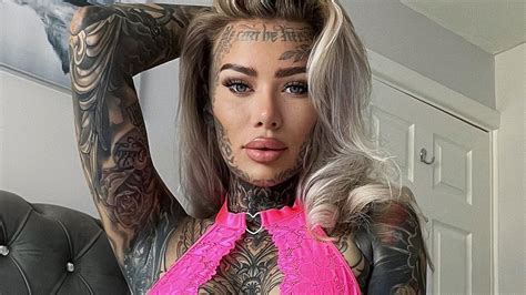 Britains Most Tattooed Woman Who Spent £35000 Covering Her Body In Ink Stuns Fans By