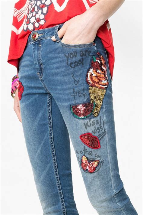 Jeans Slim Con Lentejuelas Desigual ¡descubre La Colección Primavera