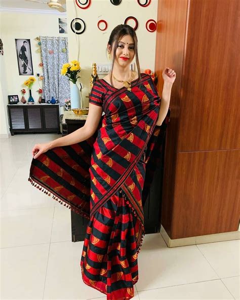 Saree Wali Ladki💃 Sareewaliladki • Instagram Photos And Videos Saree Blouse Designs Indian