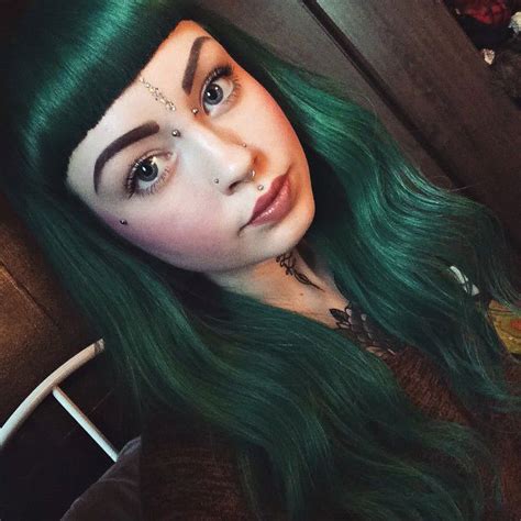 In its unicorn hair dye range, this full coverage dye gives a tinge of dark purple to your hair. HELP : I would really love to achieve this dark green hair ...