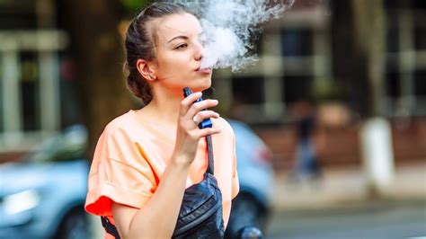 What Are The Benefits And Effects Of Vaping Cbd Cbd Blog