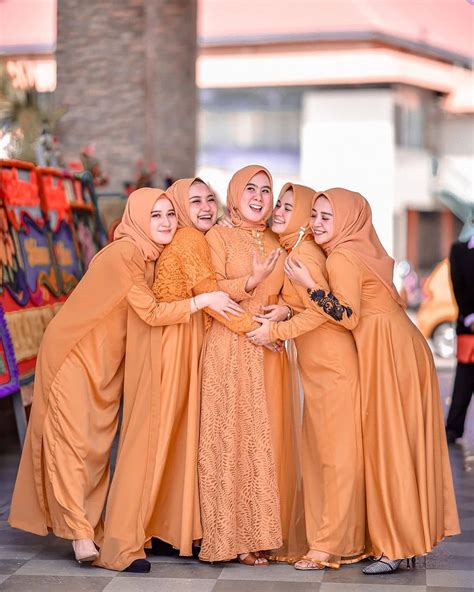 Dress Gaun Bridesmaids Hijab On Instagram From Steffanymarlhene