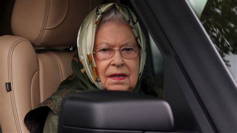 The Queen Gives Up Driving Report Hello